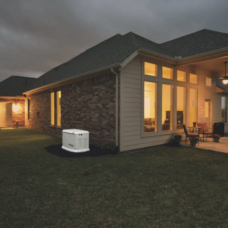 Generac Guardian Series Air-Cooled Home Standby Generator 22kW (LP) 19.5kW (NG)