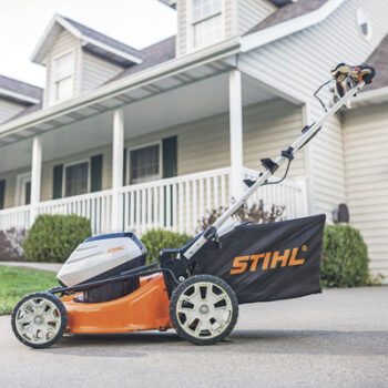 Stihl Walk-Behind Cordless Lawn Mower Kit — 19in5