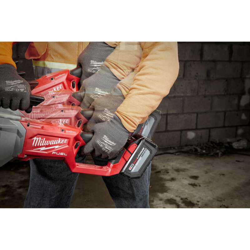 Milwaukee M18 FUEL Cordless Pipe Threader with One Key Kit